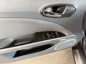 SEAT Leon (2009) thumbnail 13