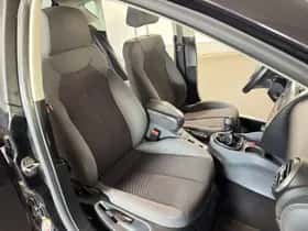 SEAT Leon (2009) thumbnail 24