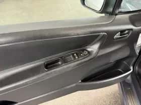 Peugeot 207 (2007) thumbnail 12