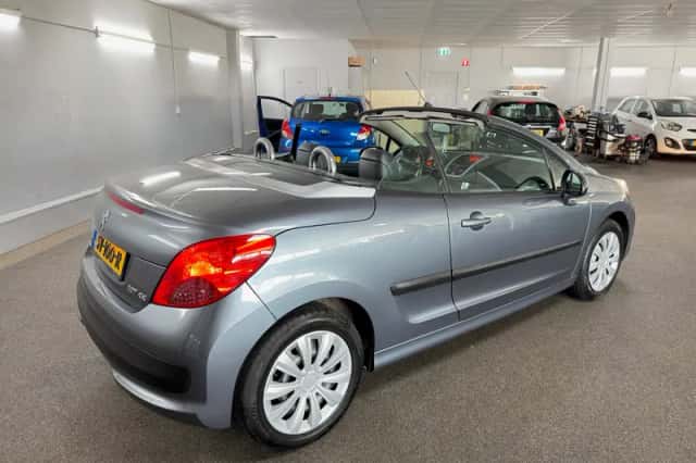 Peugeot 207 (2007) thumbnail 5