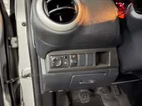 Nissan Note (2012) thumbnail 15