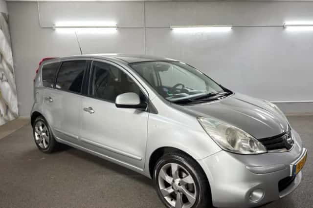 Nissan Note (2012) thumbnail 3