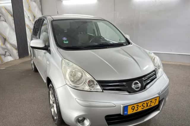 Nissan Note (2012) thumbnail 4
