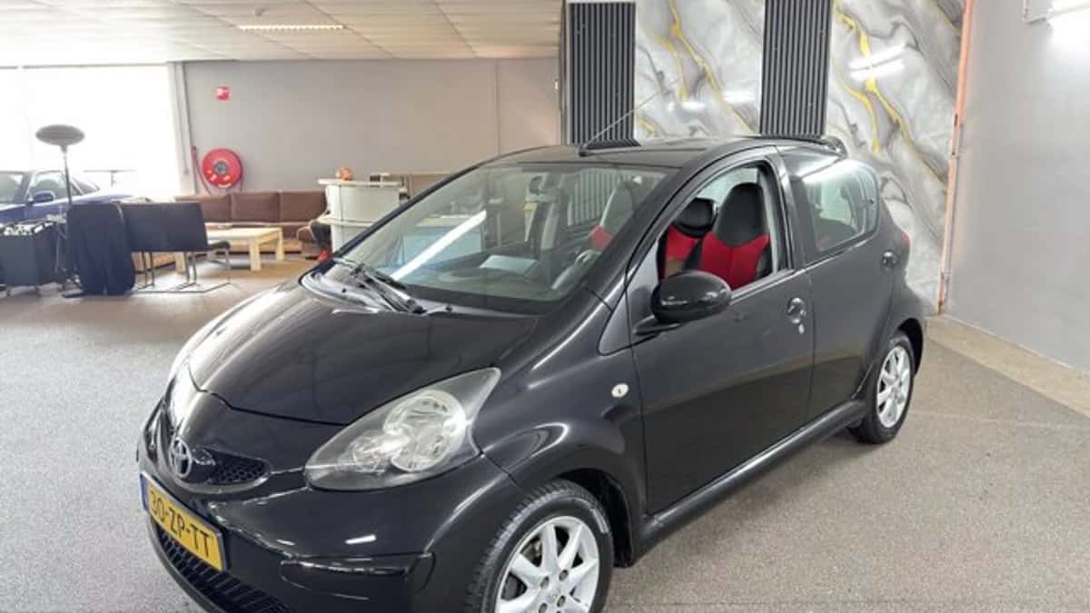 Toyota Aygo (2008) — foto 1