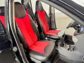 Toyota Aygo (2008) thumbnail 22