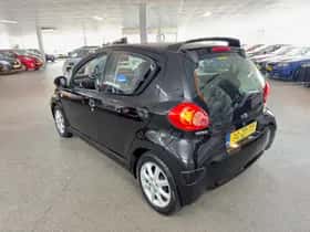 Toyota Aygo (2008) thumbnail 7