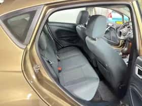 Ford Fiesta (2012) thumbnail 23