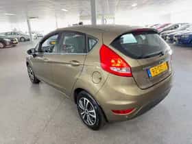 Ford Fiesta (2012) thumbnail 7