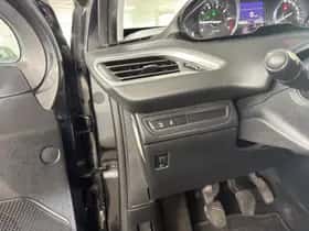 Peugeot 208 (2012) thumbnail 19