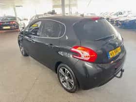 Peugeot 208 (2012) thumbnail 7