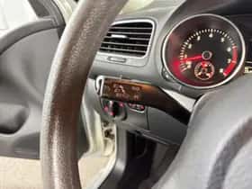 Volkswagen Golf (2009) thumbnail 13