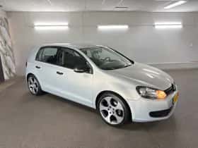 Volkswagen Golf (2009) thumbnail 3