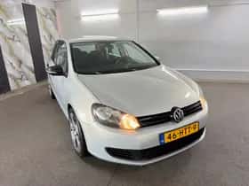 Volkswagen Golf (2009) thumbnail 4
