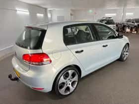 Volkswagen Golf (2009) thumbnail 5