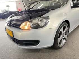 Volkswagen Golf (2009) thumbnail 10