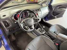 Kia Rio (2011) thumbnail 16
