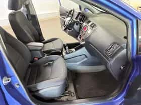 Kia Rio (2011) thumbnail 22