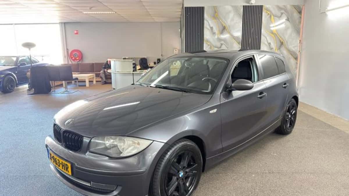 BMW 1-Serie (2007) — foto 1