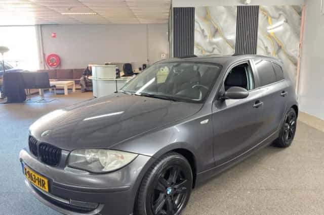 BMW 1-Serie (2007) thumbnail 2