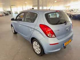 Hyundai i20 (2013) thumbnail 7