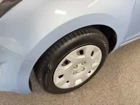 Hyundai i20 (2013) thumbnail 10
