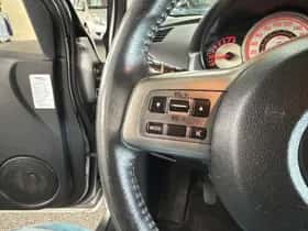 Mazda 2 (2010) thumbnail 14