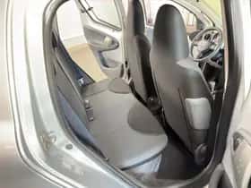 Toyota Aygo (2008) thumbnail 20