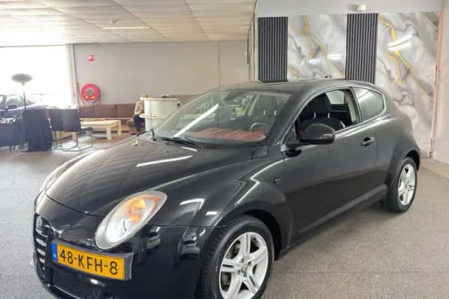 Alfa Romeo Mito (2009) thumbnail 2