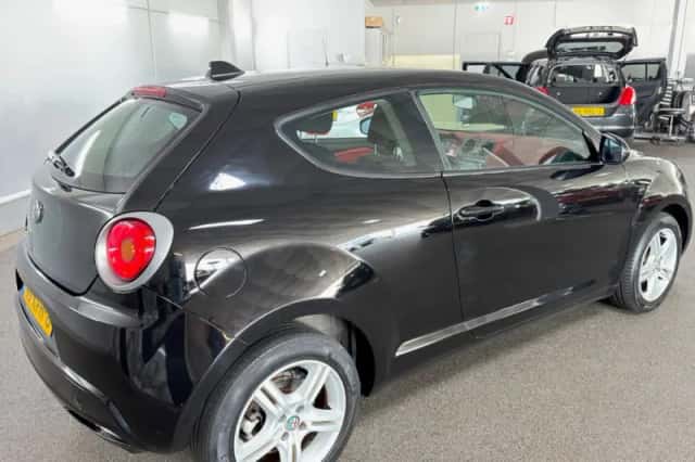 Alfa Romeo Mito (2009) thumbnail 5
