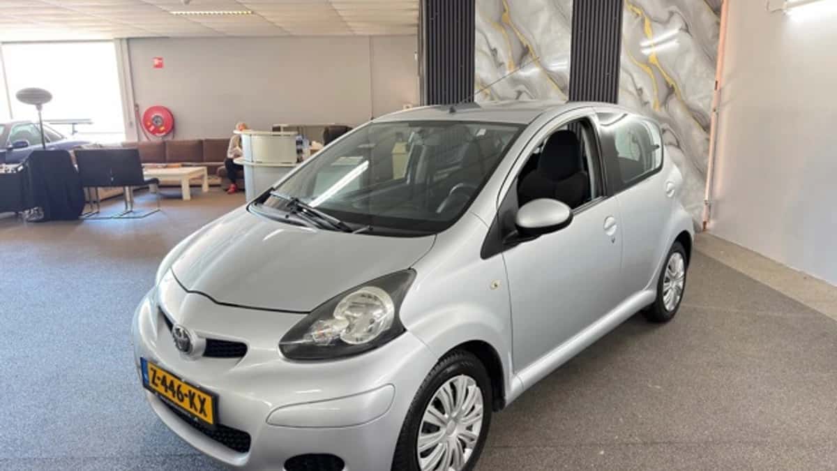 Toyota Aygo (2009) — foto 1