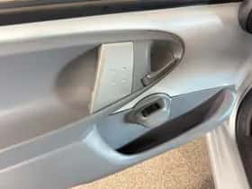 Toyota Aygo (2009) thumbnail 13