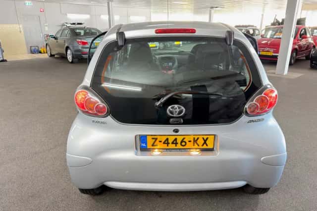 Toyota Aygo (2009) thumbnail 6