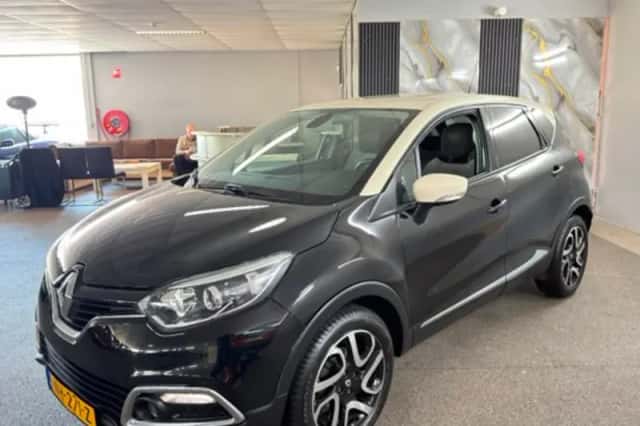 Renault Captur (2016) thumbnail 1