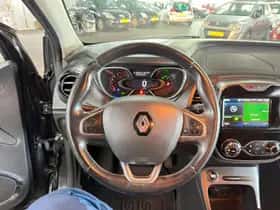 Renault Captur (2016) thumbnail 15