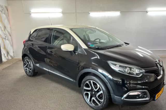 Renault Captur (2016) thumbnail 3
