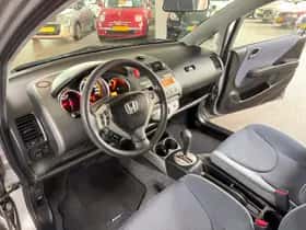 Honda Jazz (2005) thumbnail 15