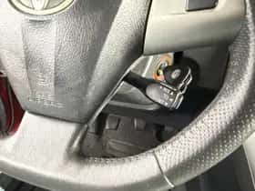Toyota Auris (2011) thumbnail 15