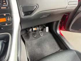 Toyota Auris (2011) thumbnail 20