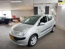 Nissan Pixo (2009) thumbnail 2