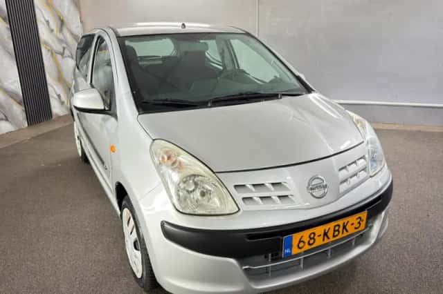 Nissan Pixo (2009) thumbnail 4