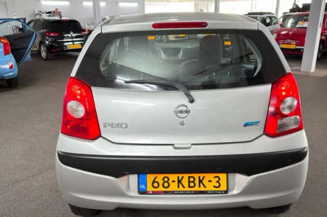 Nissan Pixo (2009) thumbnail 6