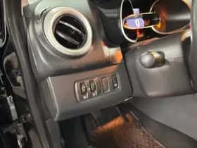 Renault Clio (2012) thumbnail 18
