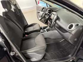 Renault Clio (2012) thumbnail 22