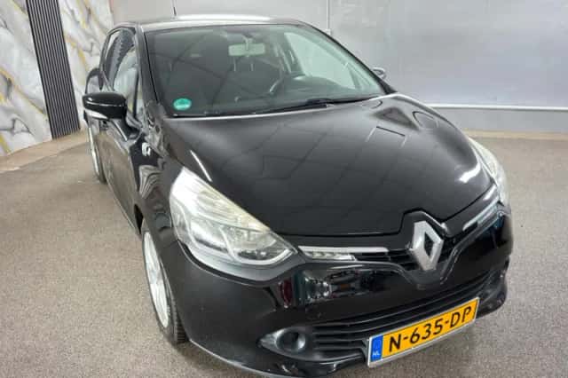 Renault Clio (2012) thumbnail 4