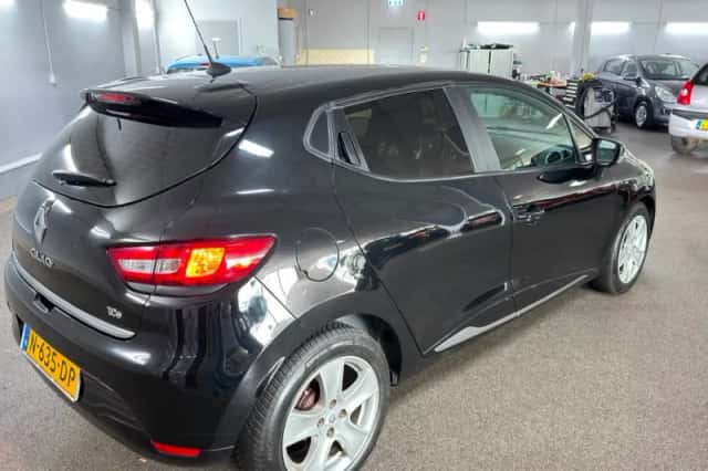 Renault Clio (2012) thumbnail 5