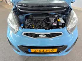 Kia Picanto (2013) thumbnail 11