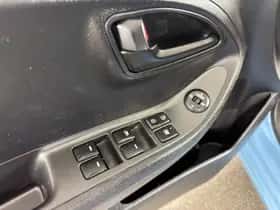 Kia Picanto (2013) thumbnail 15