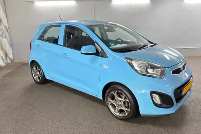 Kia Picanto (2013) thumbnail 3