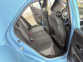 Kia Picanto (2013) thumbnail 21
