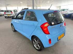 Kia Picanto (2013) thumbnail 7